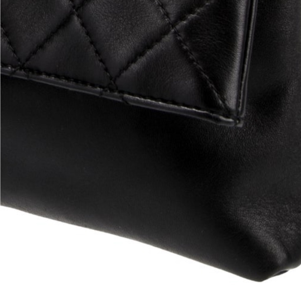 CHANEL Grip Clutch - Picture 4 of 9